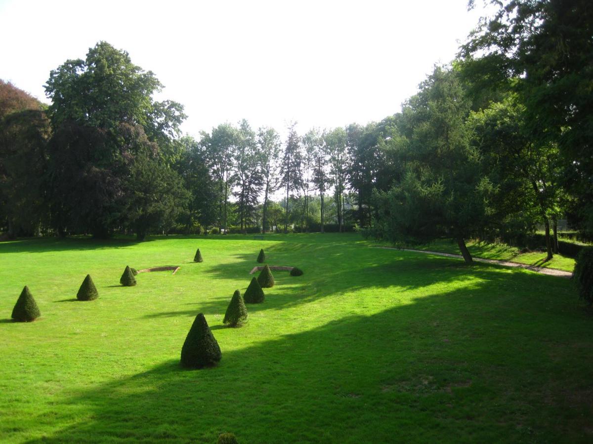 Chateau De Cleuville Exterior foto